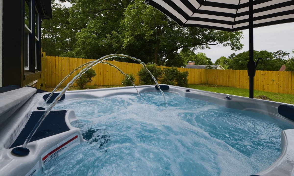 Fortson House | Spacious Retreat w/Hot Tub & Games | Sleeps 16