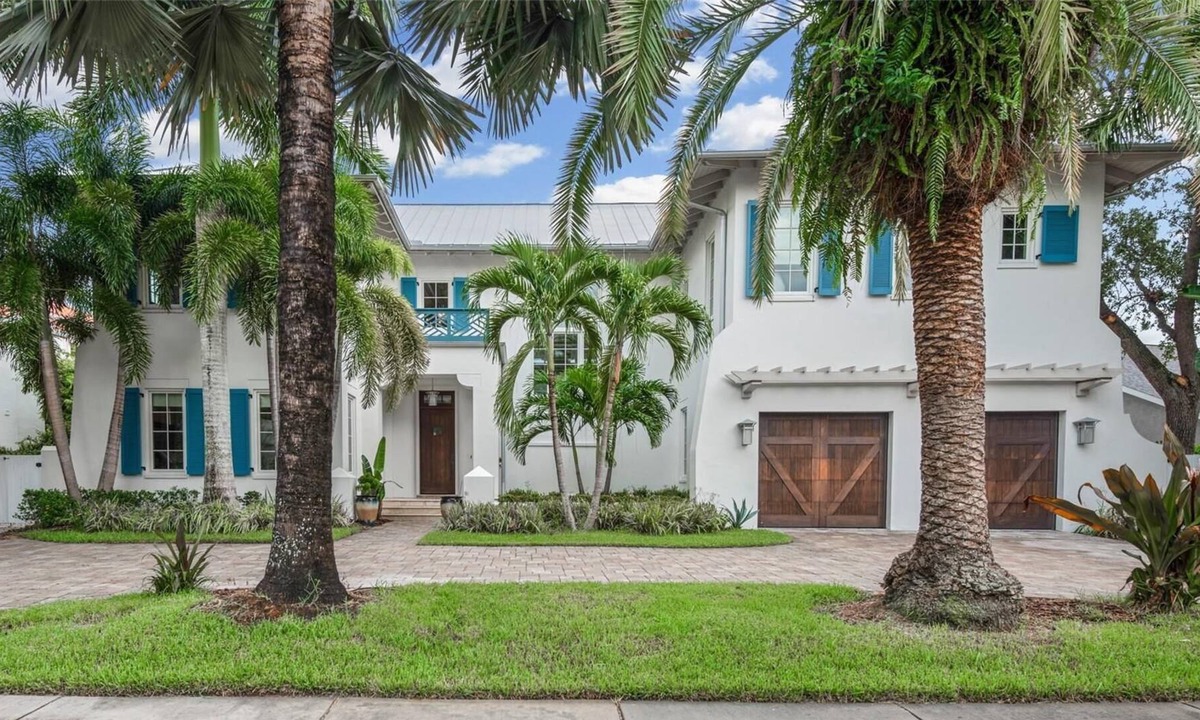 Beach Park House | Spanish Main Waterfront