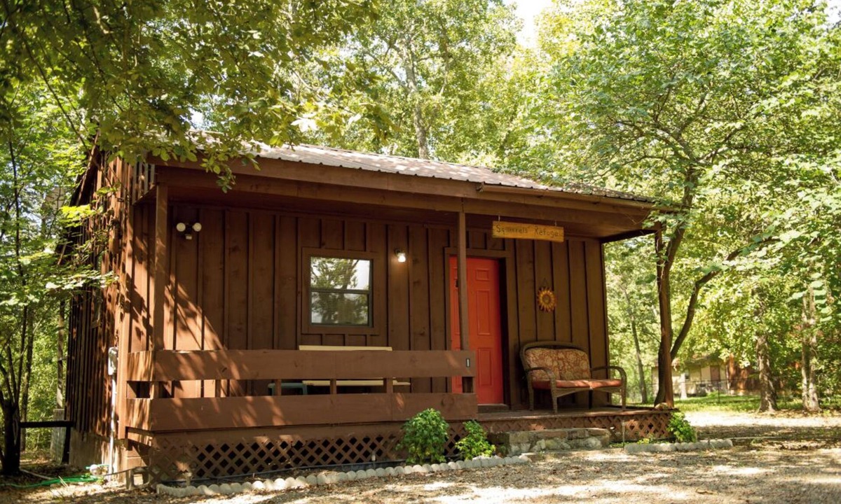 Hochatown Cabin | Squirrel's Refuge- Broken Bow/Hochatown- 1bd