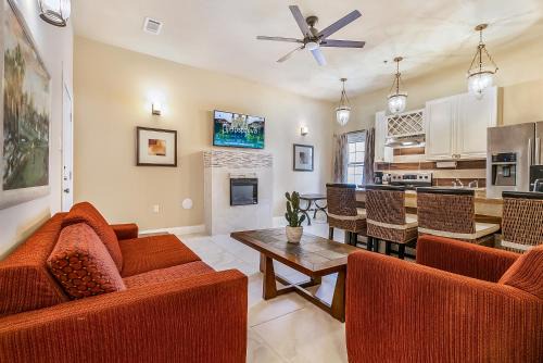 Faubourg Lafayette Apartment | St Charles Spacious Condo in the Heart of the City