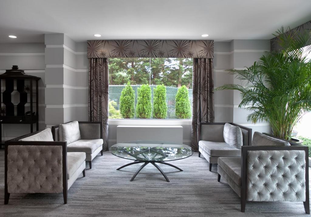 Foggy Bottom Hotel | State Plaza Hotel