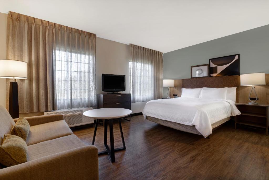 Tallahassee Hotel | Staybridge Suites Tallahassee I-10 East by IHG