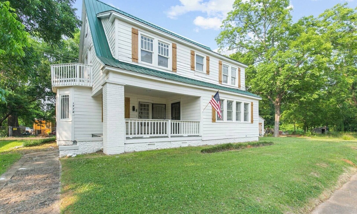 Birmingham House | Steel City Retreat | Minutes to Downtown B'ham