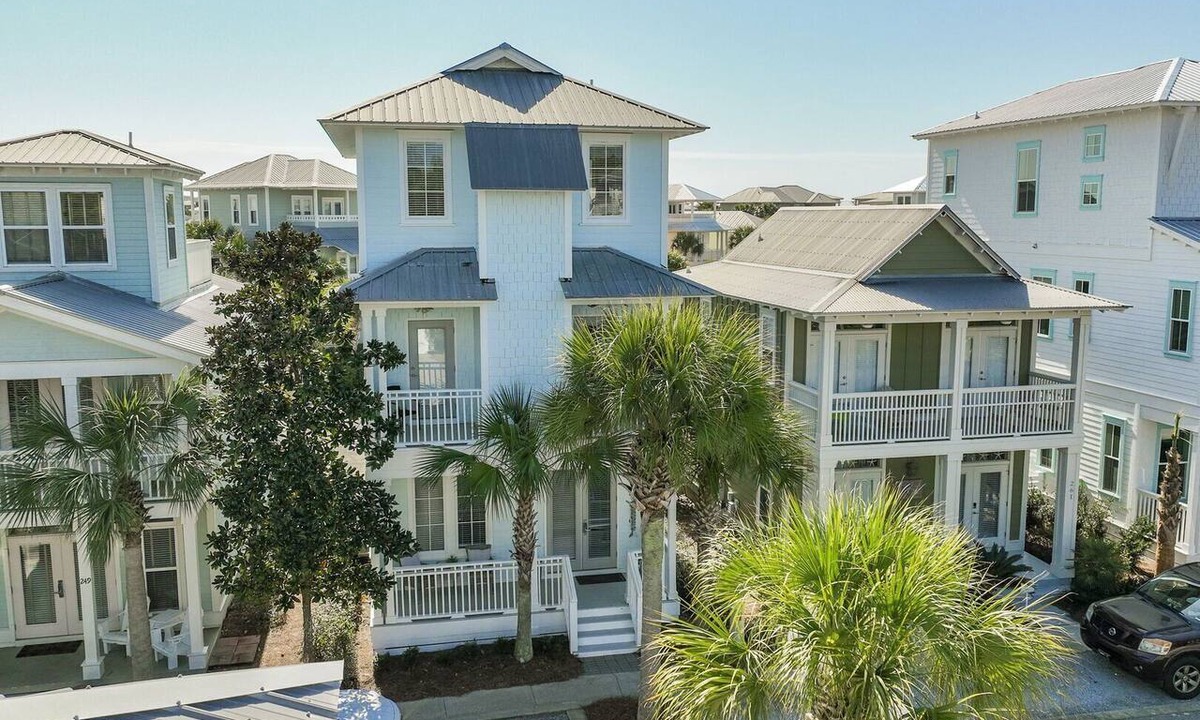 Treetop House | Steps to Private Beach Access | Pool + Bikes Seacrest 30A