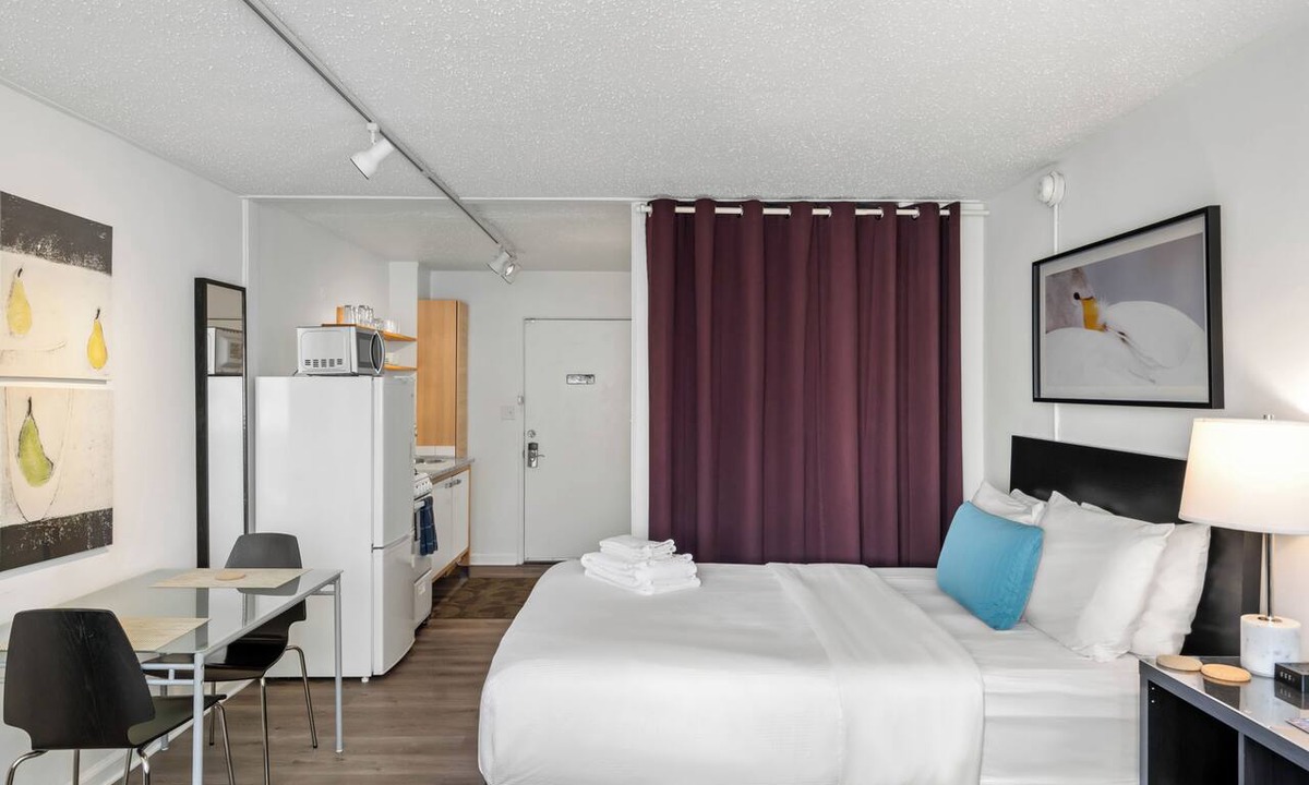 Brookwood Apartment | Studios On 25th by BCA Furnished Apts