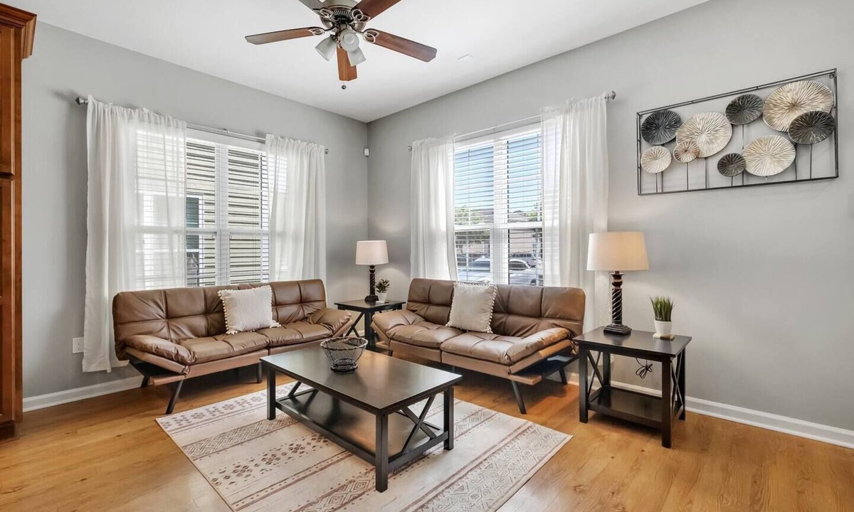 Tallahassee House | Stylish 3/3 close to FSU/downtown Pets