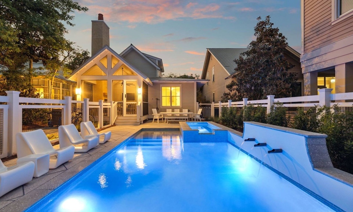Watercolor House | Stylish Coastal Cottage w/Spa Pool & Walkable Location