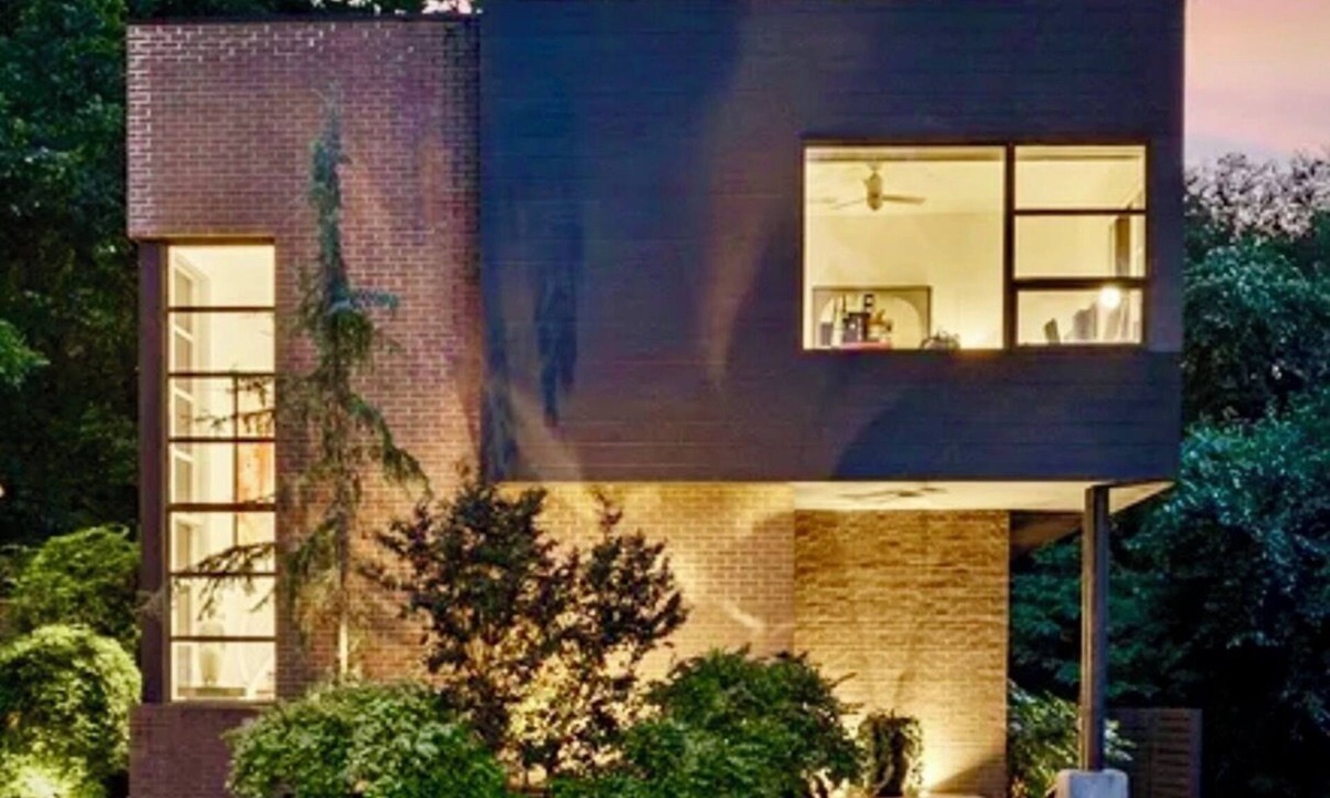 Old Fourth Ward House | Sublime 3 BDRM with stunning features and plunge pool in heart of Old 4th Ward!