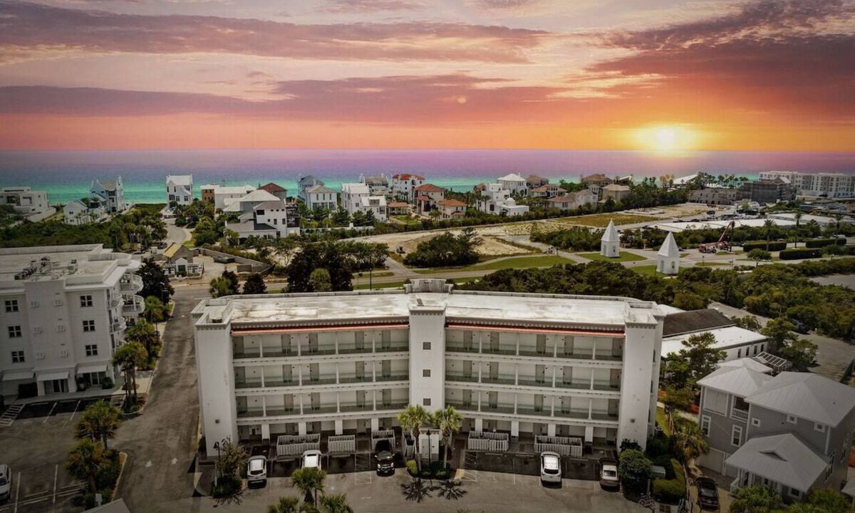 Rosemary Beach Condo | Sunset Views 305-Ocean Views-Sleeps 4