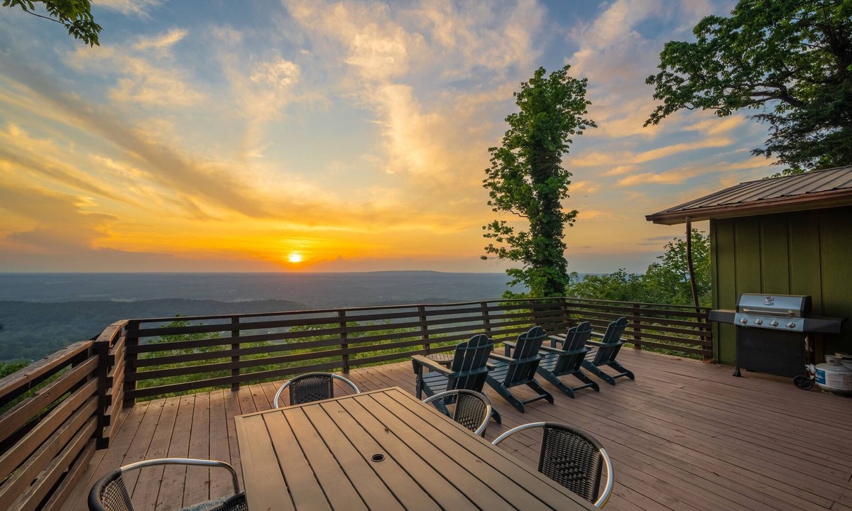 Mentone Cottage | Talking Leaves Cottage | Scenic Highway on the Brow | Fast Wi-Fi | Dog Friendly