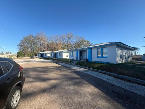 Natchez Hotel | Terrace Motel
