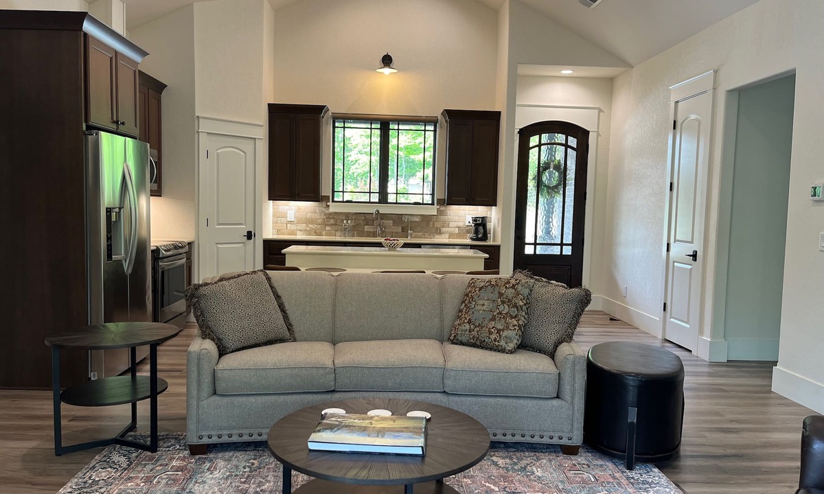Tellico Village Cottage | The Cottage at Casa del Arbol (Tellico Village)
