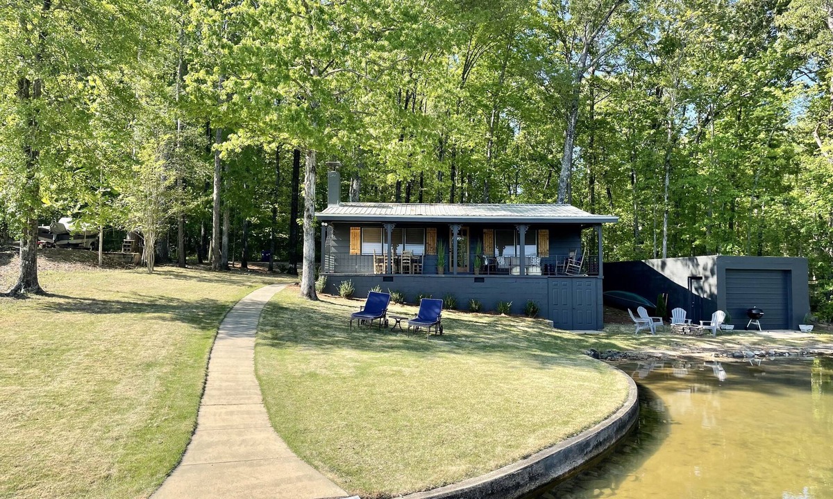 Little Kowaliga Cabin | The Cozy Cabin on Lake Martin