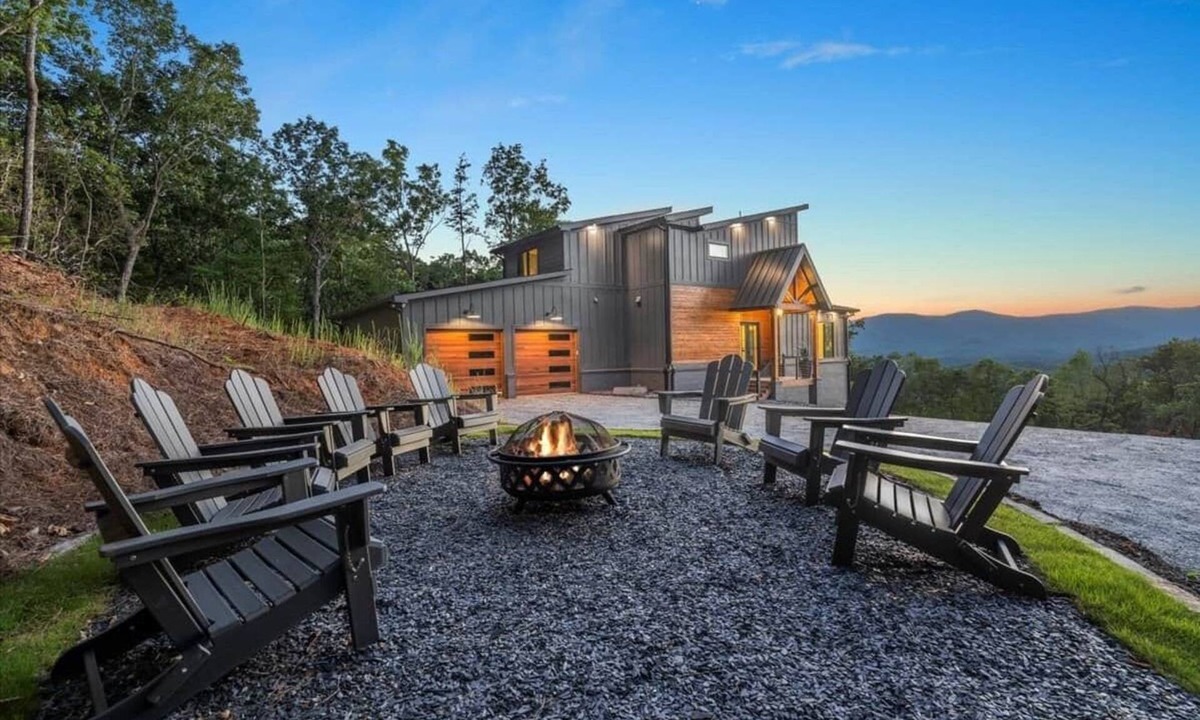 Dahlonega House | The Estate