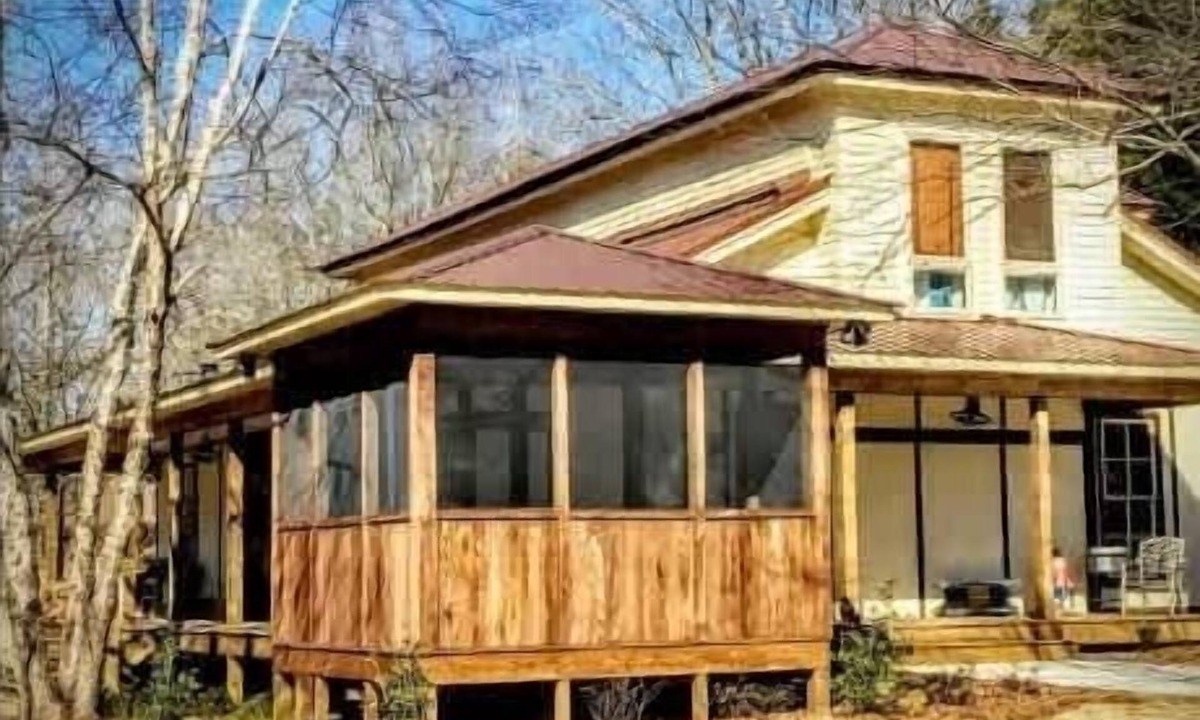 Taylor Cabin | The Lodge - Cypress Woods Place