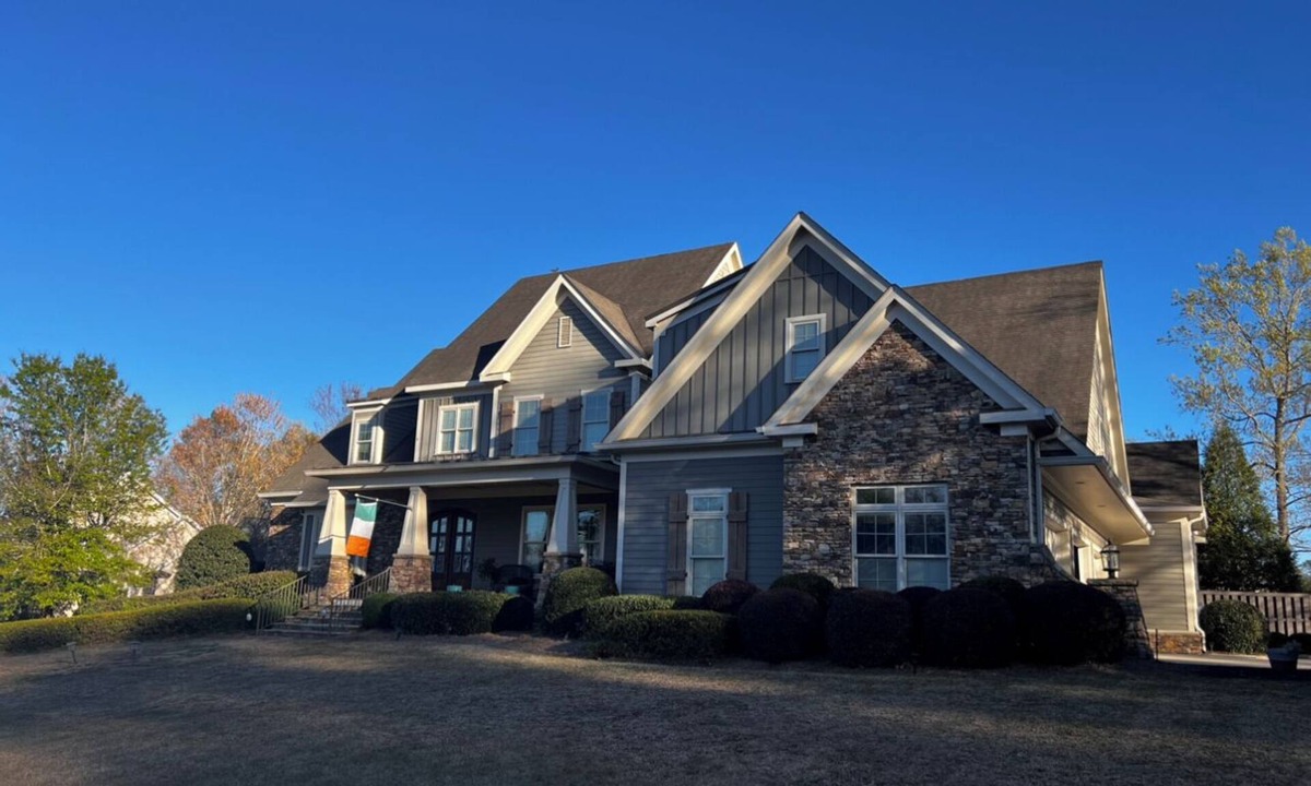 Evans House | The perfect Master’s week oasis across from Savannah River!