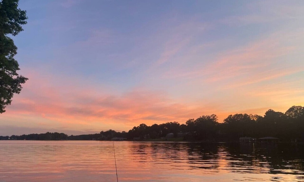 Leesburg Cabin | The Sugar Shack Cabin on Weiss Lake