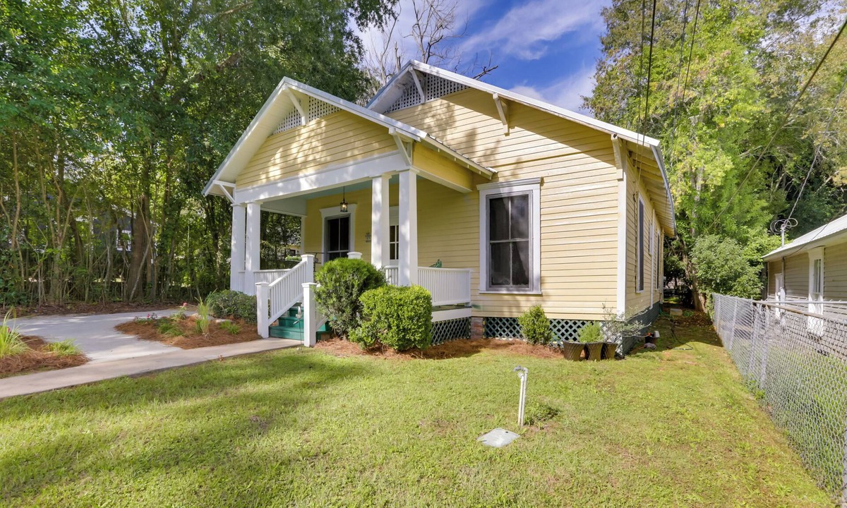 Thomasville Cottage | Thomasville Cottage Near The Big Oak & Downtown!