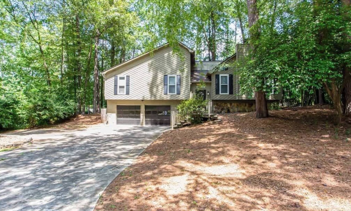 East Cobb House | Tranquil Forest in the heart of Roswell