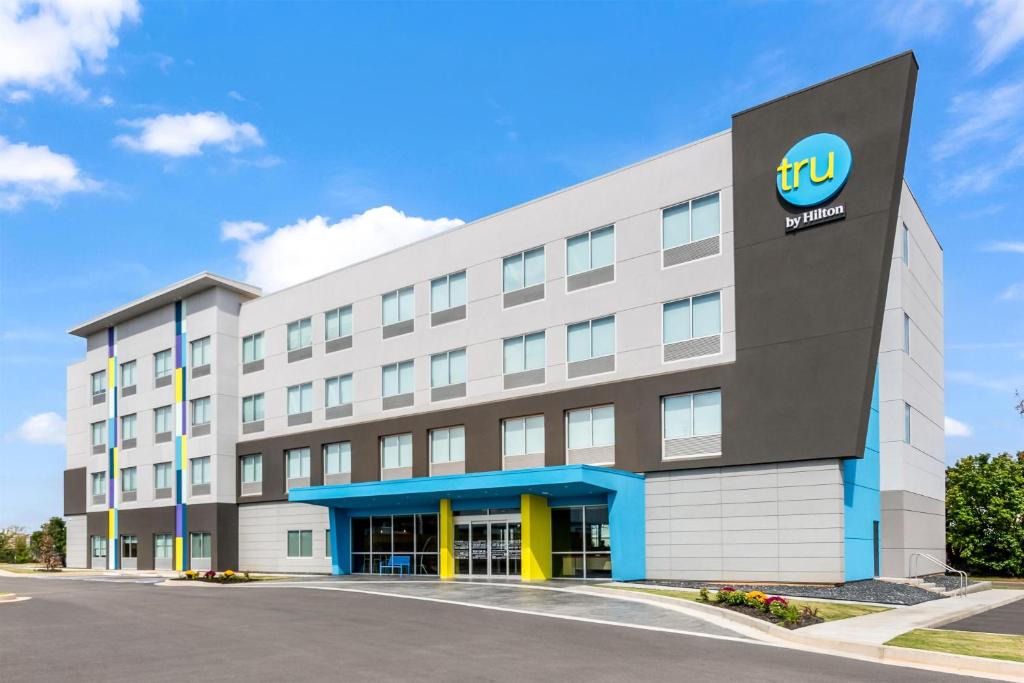 National Hills Hotel | Tru By Hilton Augusta Washington Road