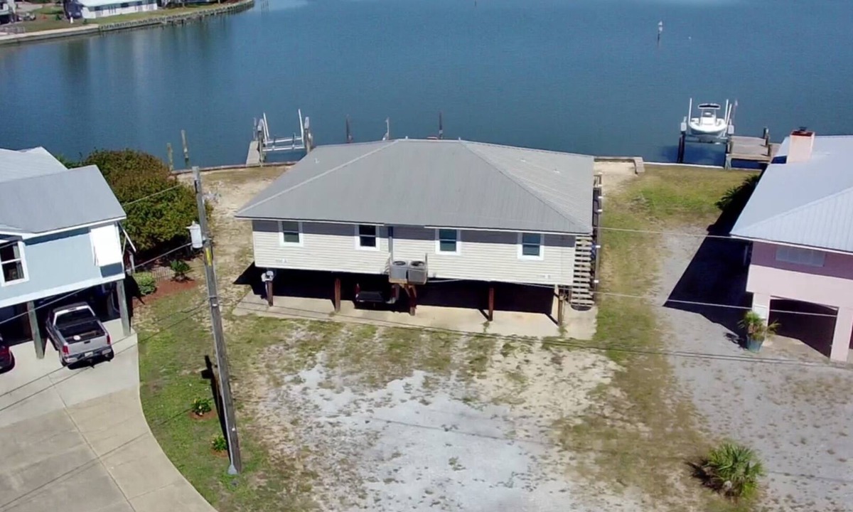 Indian Bay Cottage | Unique Waterfront Property Overlooking Two Bays. Dog-Friendly! New Upgrades!