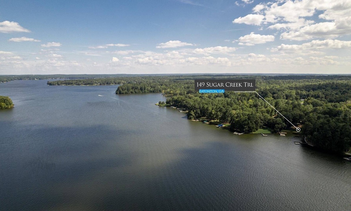 Eatonton House | Updated home on Lake Oconee