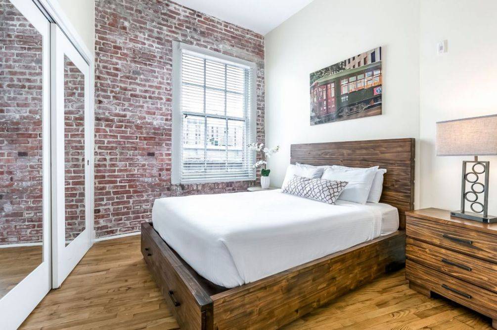 Central Business District Hotel | Hotel ∙ Gorgeous condo in Merchant Lofts by Hosteeva