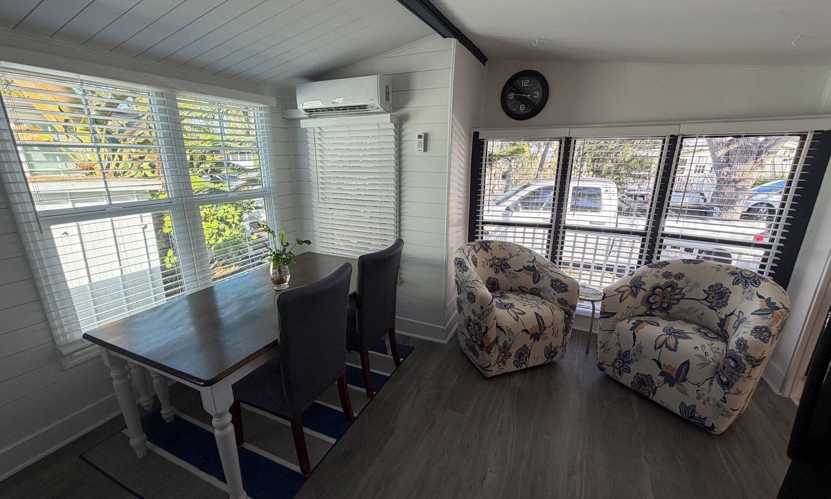 Venice House | Venice Fl. Bungalow Resort style living on the Myakka River Sleeps 6