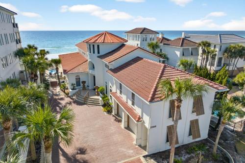 Crystal Beach House | Villa Palazzo - Huge Gulf Front Home with Private Pool, Golf Cart & Luxury Amenities