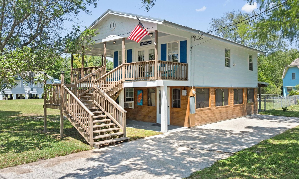 Waveland House | Walk to the Waves: Play & Unwind on the Coast!