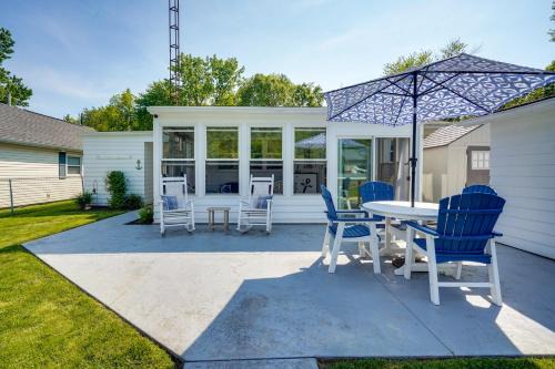 Lakeview House | Waterfront Lakeview Cottage w/Dock & Lift!
