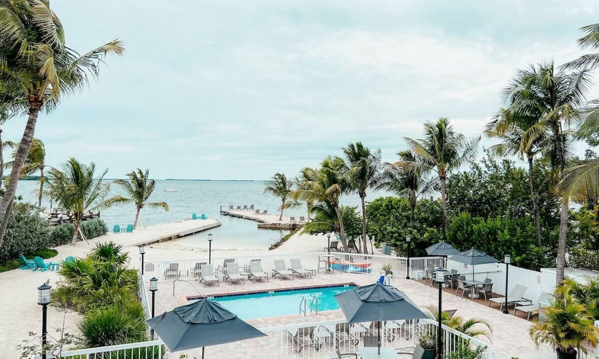 Key Largo Hotel | Waterfront Paradise Near Florida Keys Beaches And Dining | 2 Units