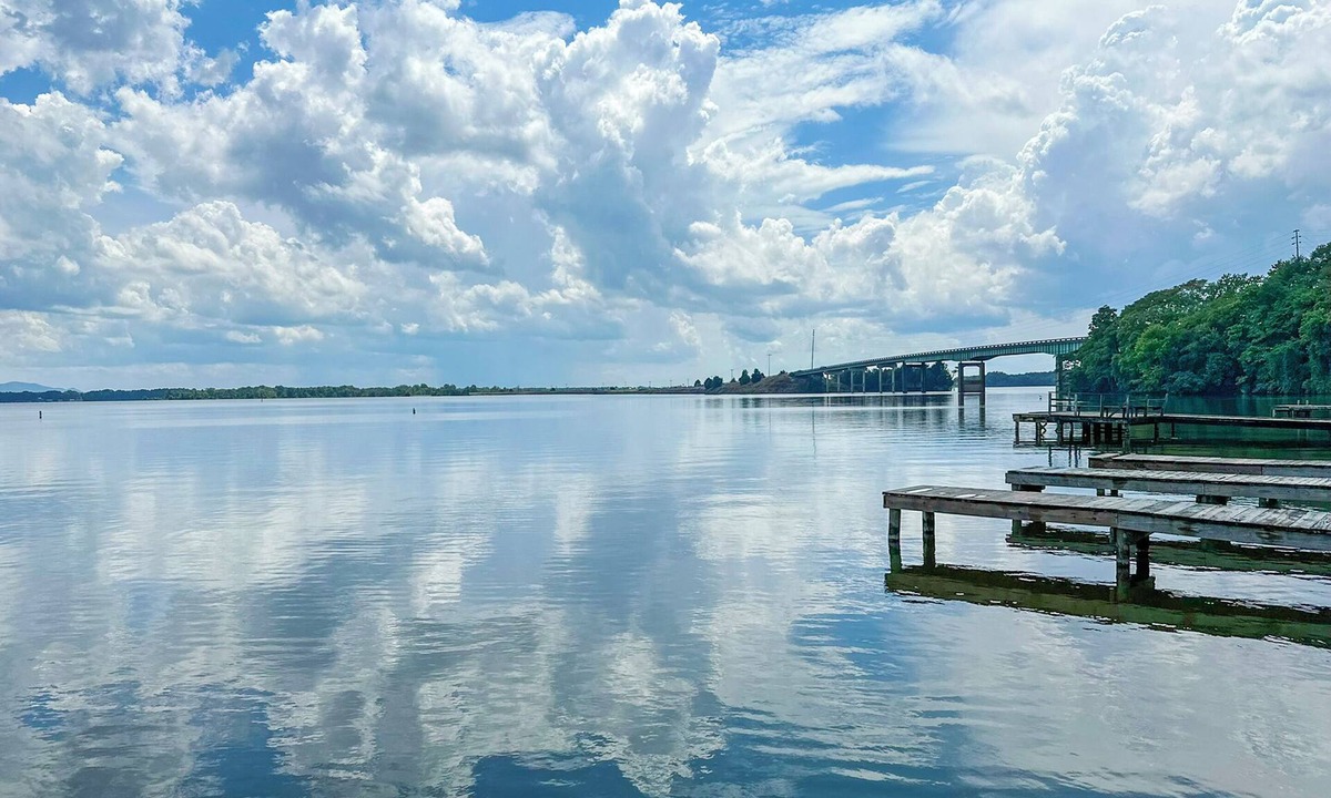 Cedar Bluff Hotel | Weiss Lake Motel By OYO Cedar Bluff