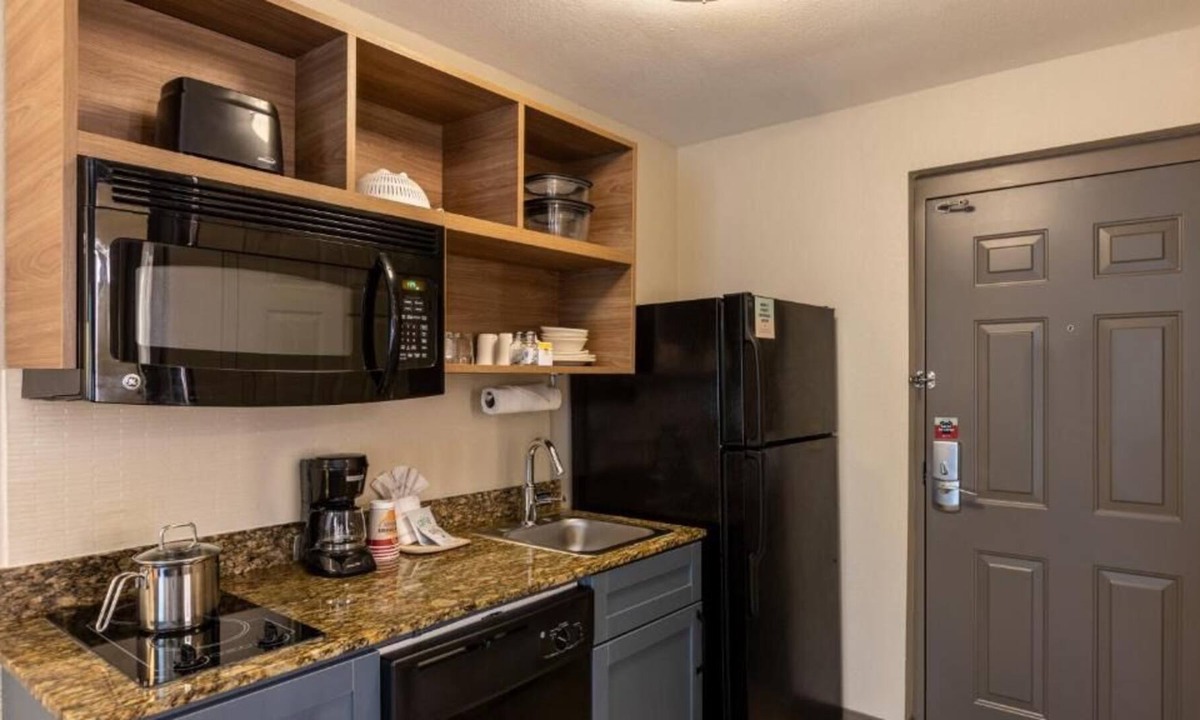 Okatie House | Wonderful Trip! 4 Rooms Close to Bluffton Buckwalter Rec Center, Parking, Pool