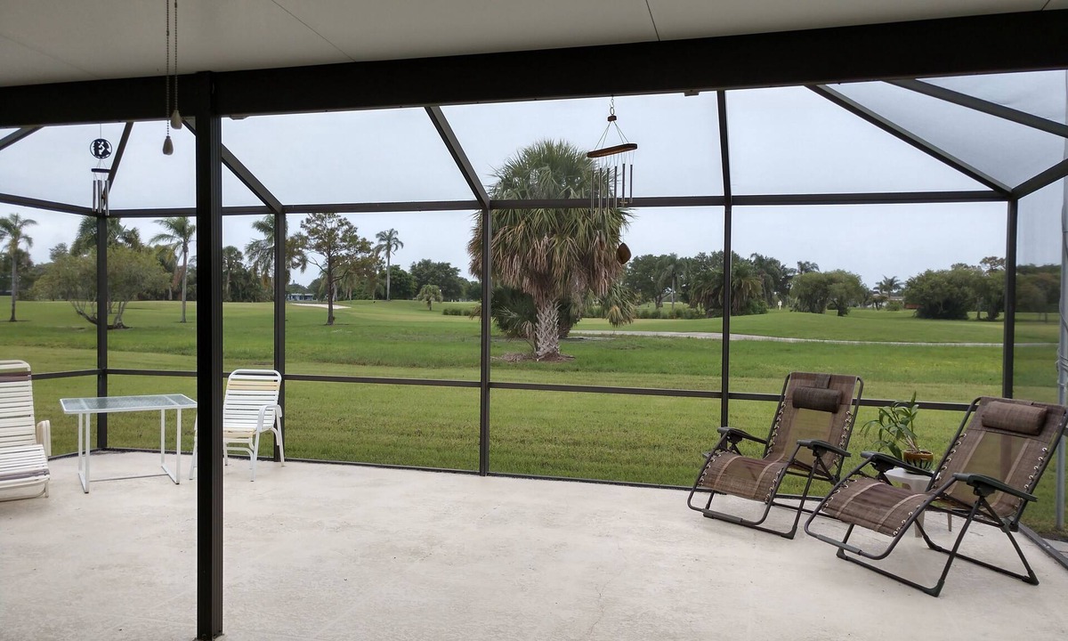 Port Saint Lucie House | Your Home Away From Home/Dog Friendly