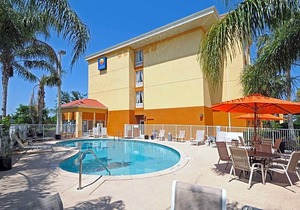 Comfort Inn & Suites Orlando North