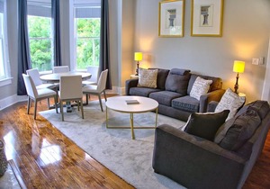Renovated 2br Savannah Home
