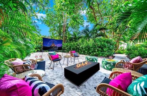 Harbor Beach House | #1 Beach Estate Las Olas Beach Best Location