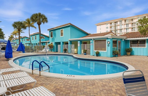 Palm Beach Shores Apartment | 1-Bedroom Rental w/Ocean Views