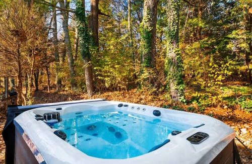 Lookout Mountain Apartment | 1- Lookout Mountain Cottage