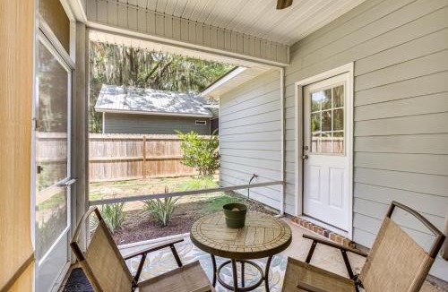 Darien House | 1 Mi to Riverfront: Darien Family Home