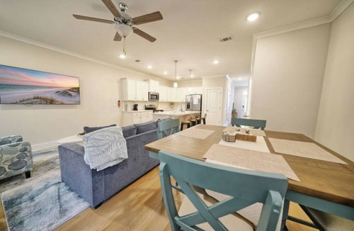 Panama City Beach Villa | 1 Mi to Sand & Surf: Townhome w/Pool in PCB!