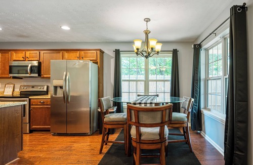 Emerson House | 1 Mile to Lakepoint with Fenced BKYD, Pet-Friendly