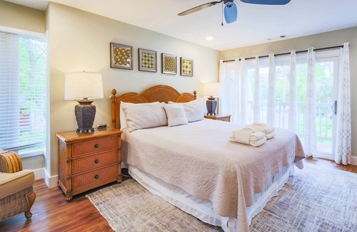 Beach Lagoon House | 1 Minute Walk to Beach! Relaxing Beach Retreat w/Great Deck Overlooking the Community Pool.