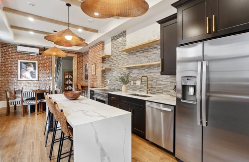 Arts/Warehouse District Hotel | 10 bed/10 bath Luxury CBD Villa - Private Pool