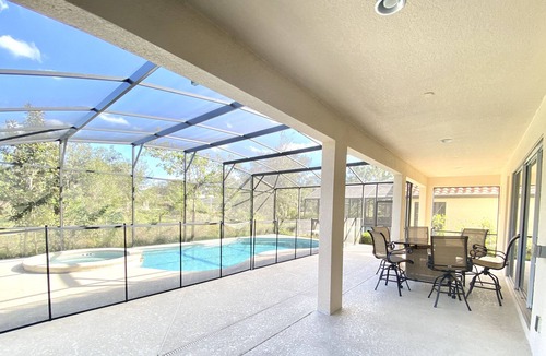 Sunridge Woods House | 10 Bedroom Vacation House with Private Pool