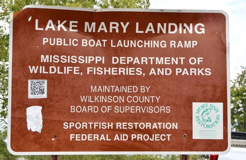 Woodville Cabin | 10 miles from Clark’s Creek and 3 miles from Lake Mary
