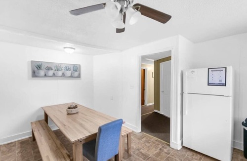 Fairfield House | 10 Mins to Downtown Birmingham- Fresh in Fairfield