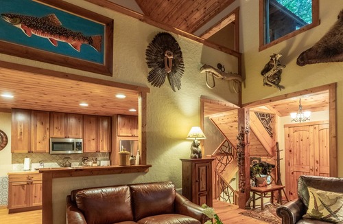 Cashiers Apartment | 10min Dwtn Cashiers 5mn to Silverrun Waterfall