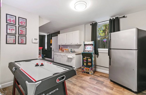 Buckhead House | 12 min downtown, firepit, Gameroom & Theater-room